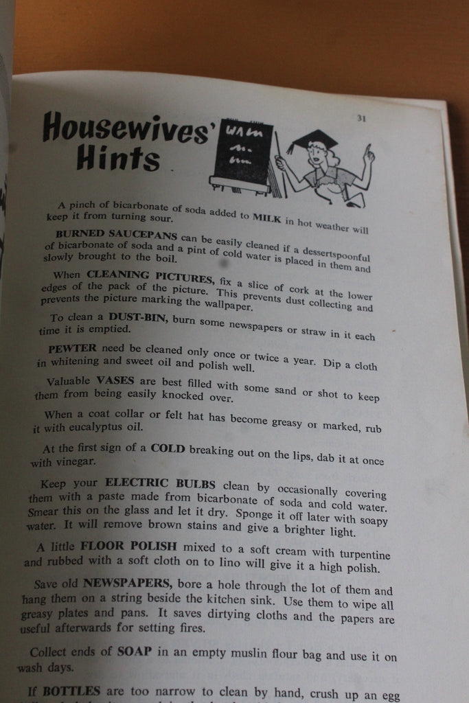 1950s The Citizens Housewife Guide - Kernow Furniture