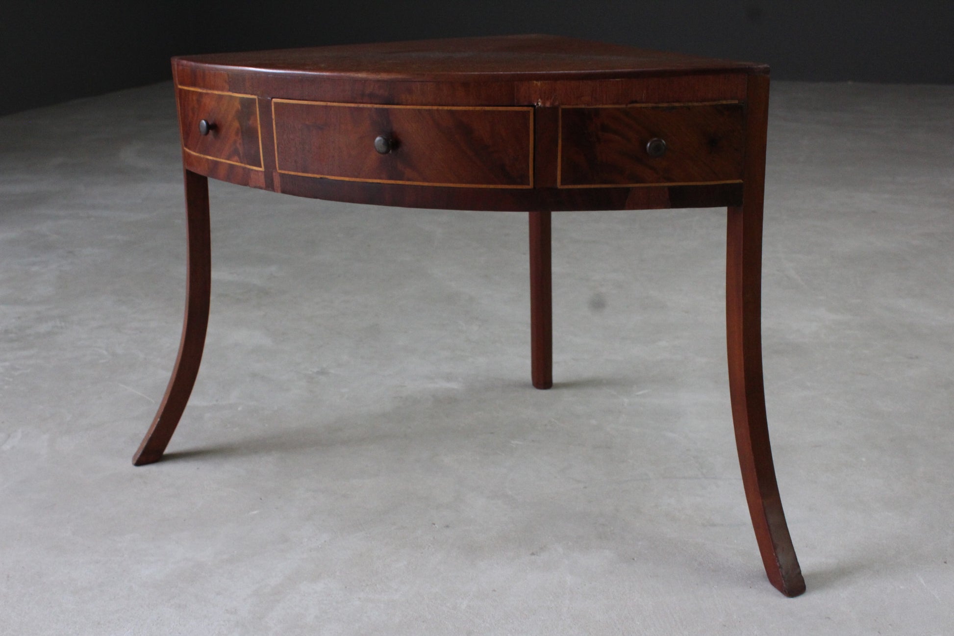 Mahogany Corner Side Table - Kernow Furniture