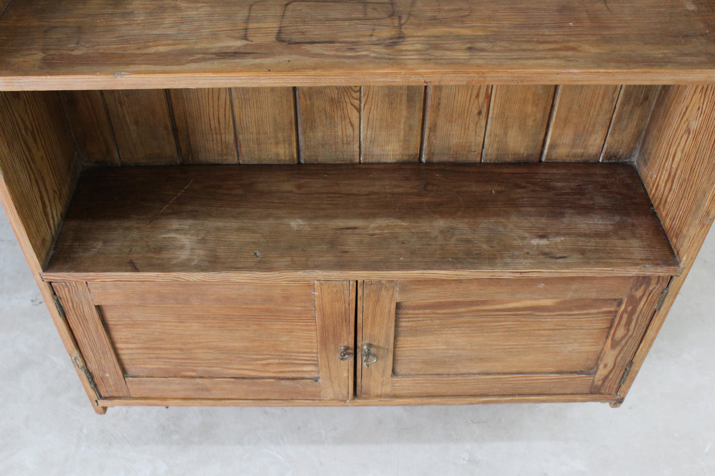 Antique Pine Kitchen Wall Shelves - Kernow Furniture