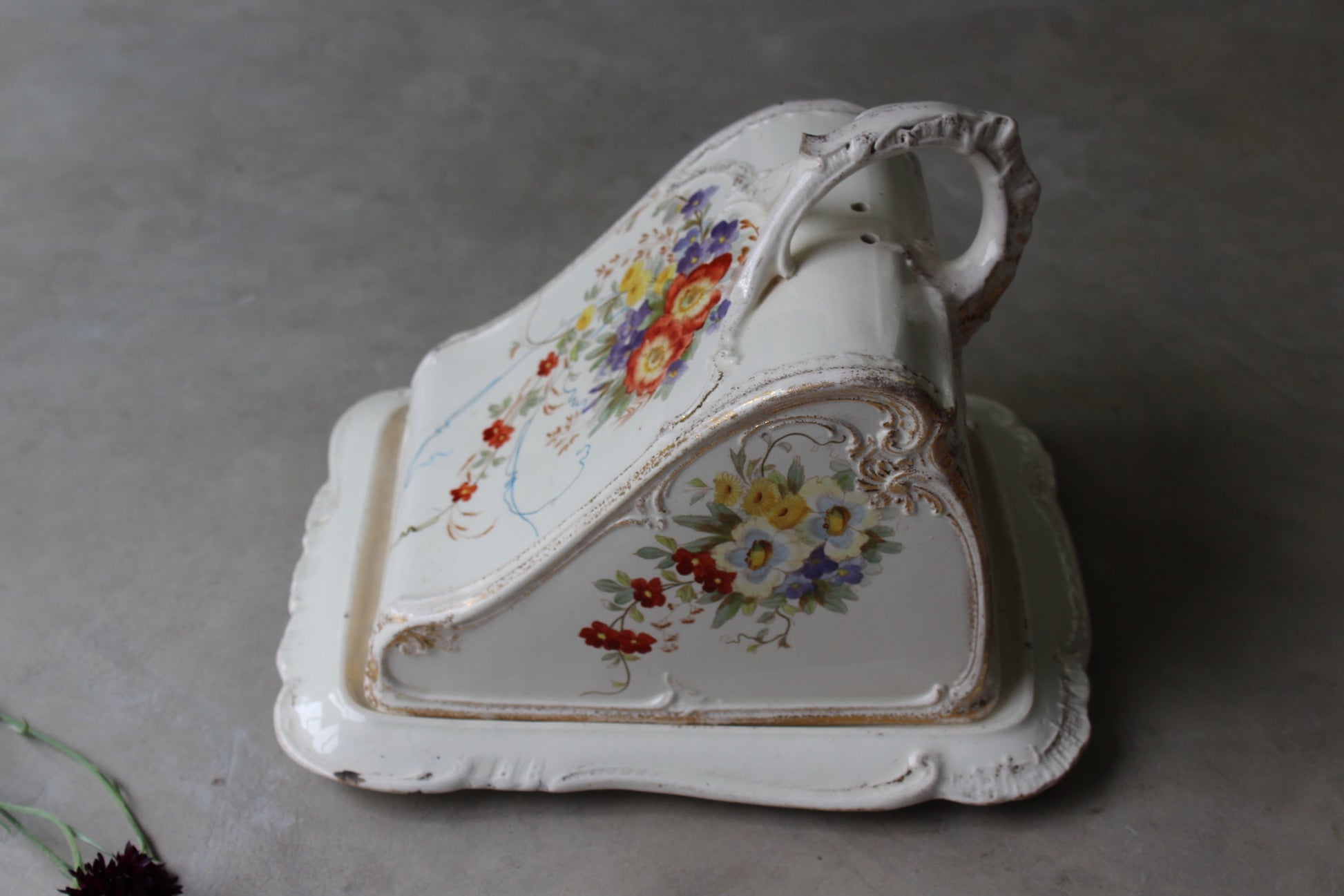 Royal Bonn Cheese Dish - Kernow Furniture