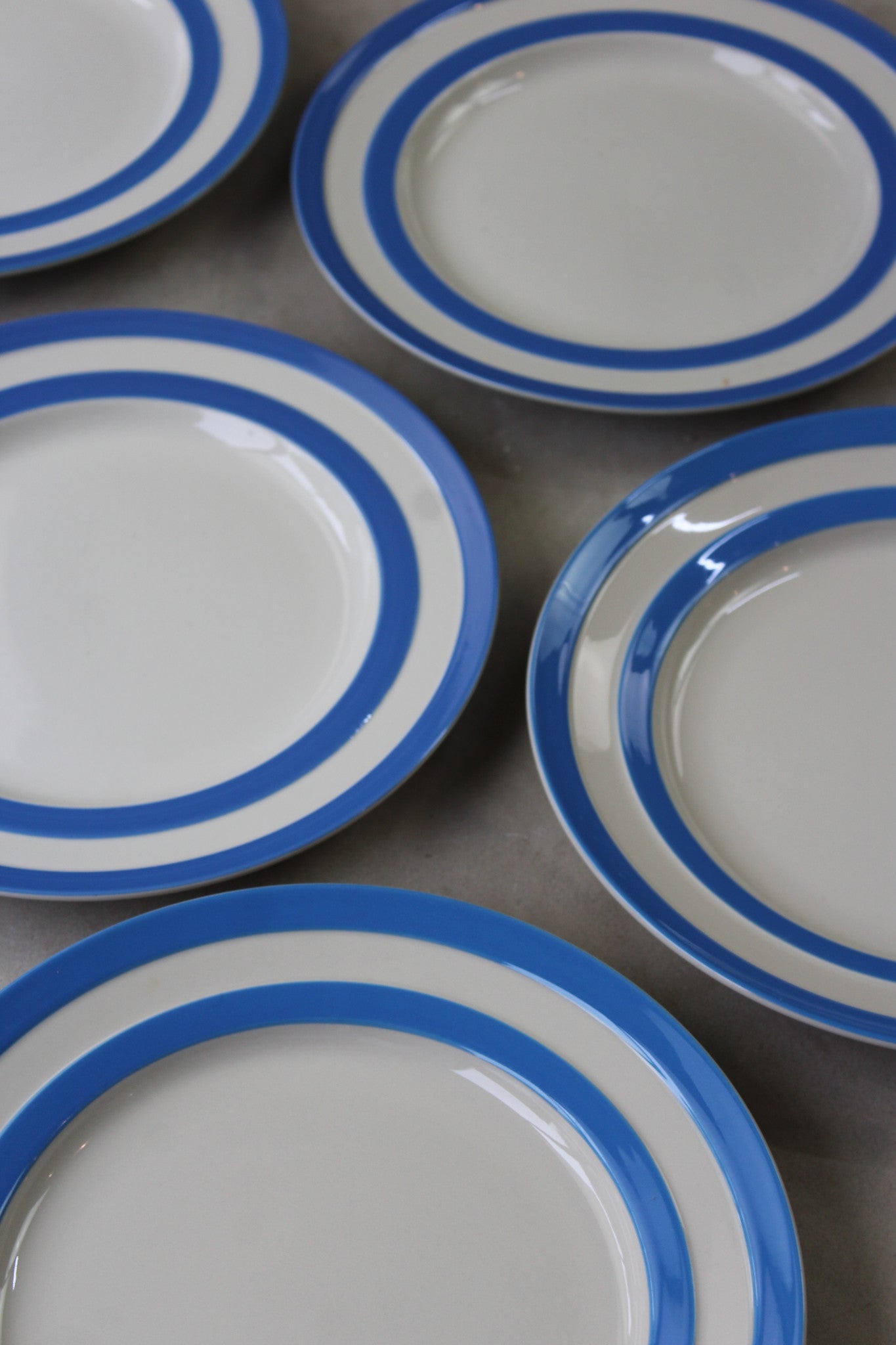 6 T G Green Cornishware Plates - Kernow Furniture