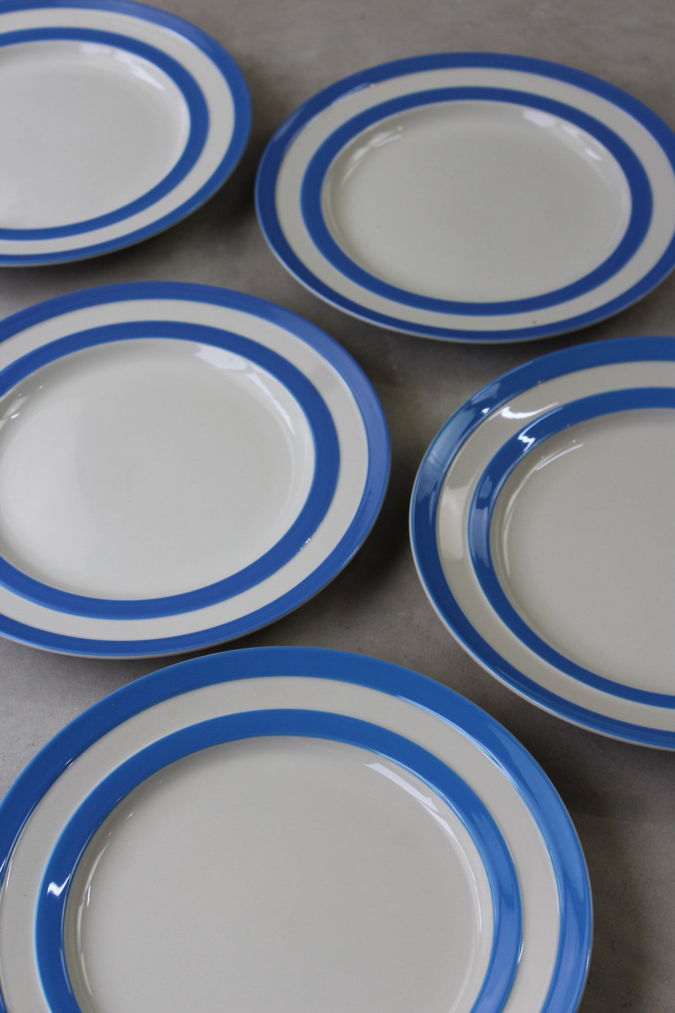 6 T G Green Cornishware Plates - Kernow Furniture