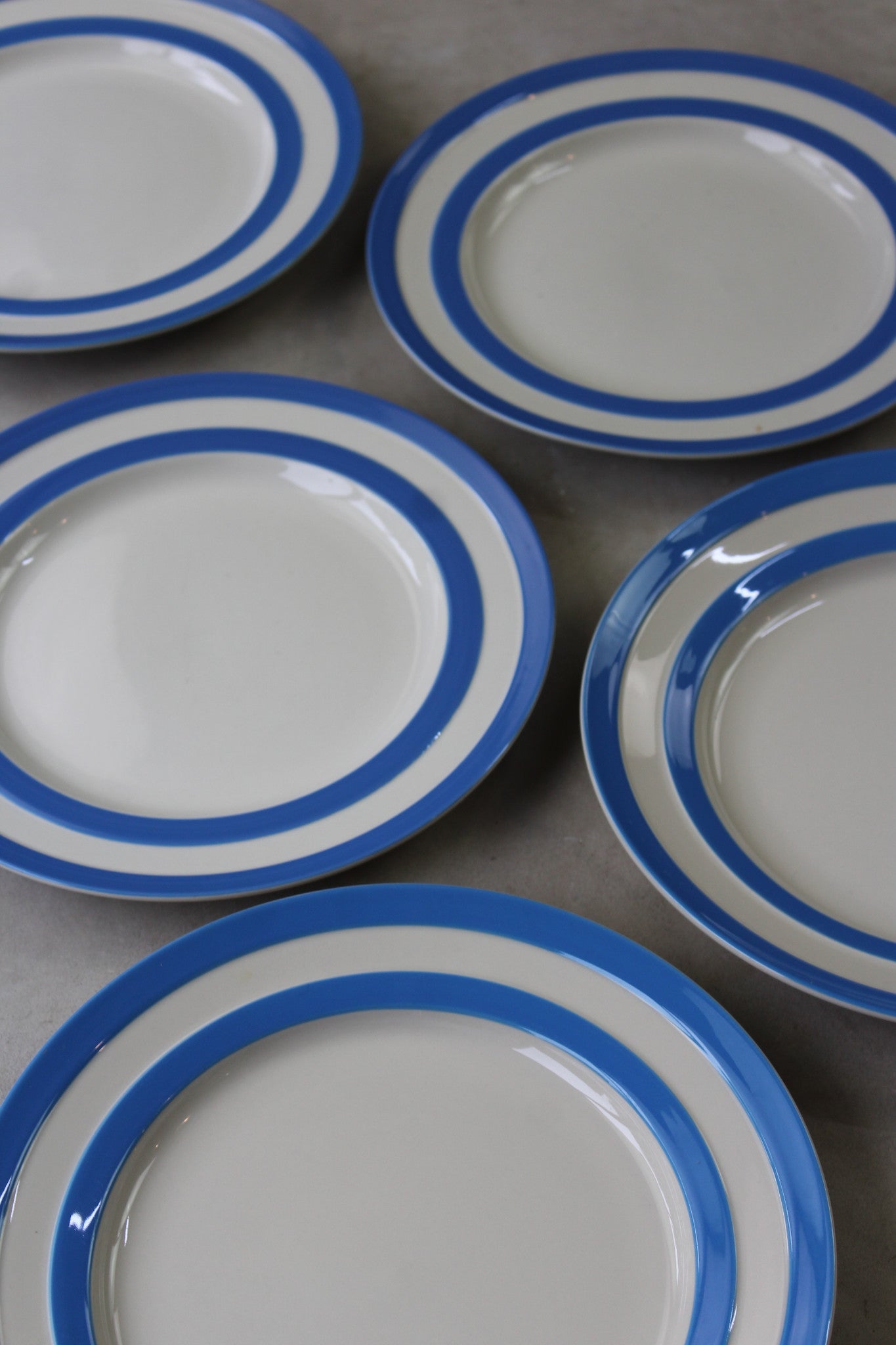 6 T G Green Cornishware Plates – Kernow Furniture