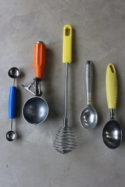 Retro Kitchen Utensils - Kernow Furniture