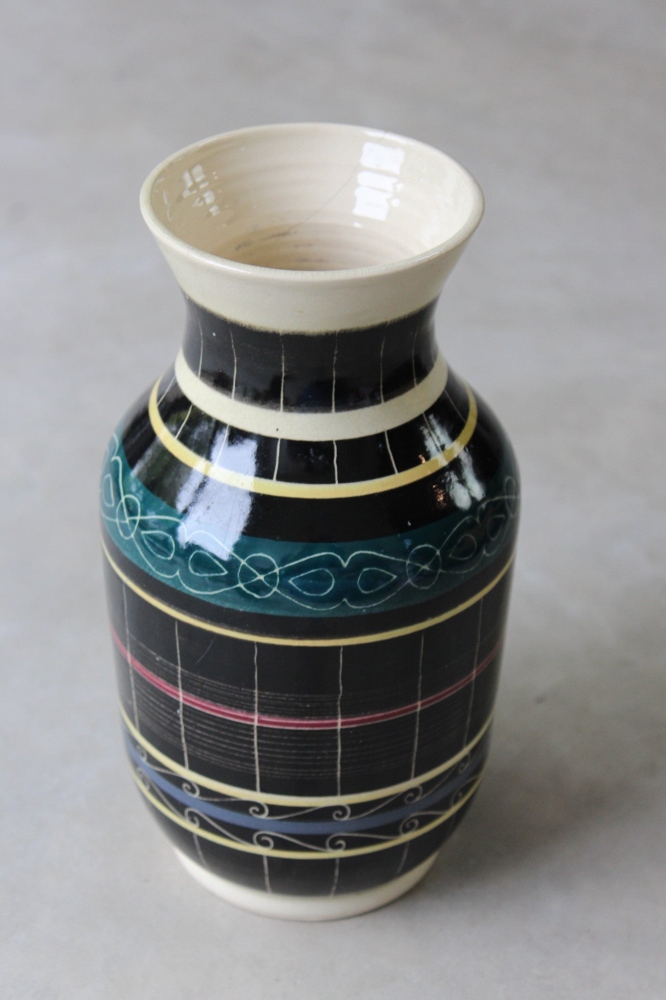 Jo Lester IOW Pottery Vase - Kernow Furniture