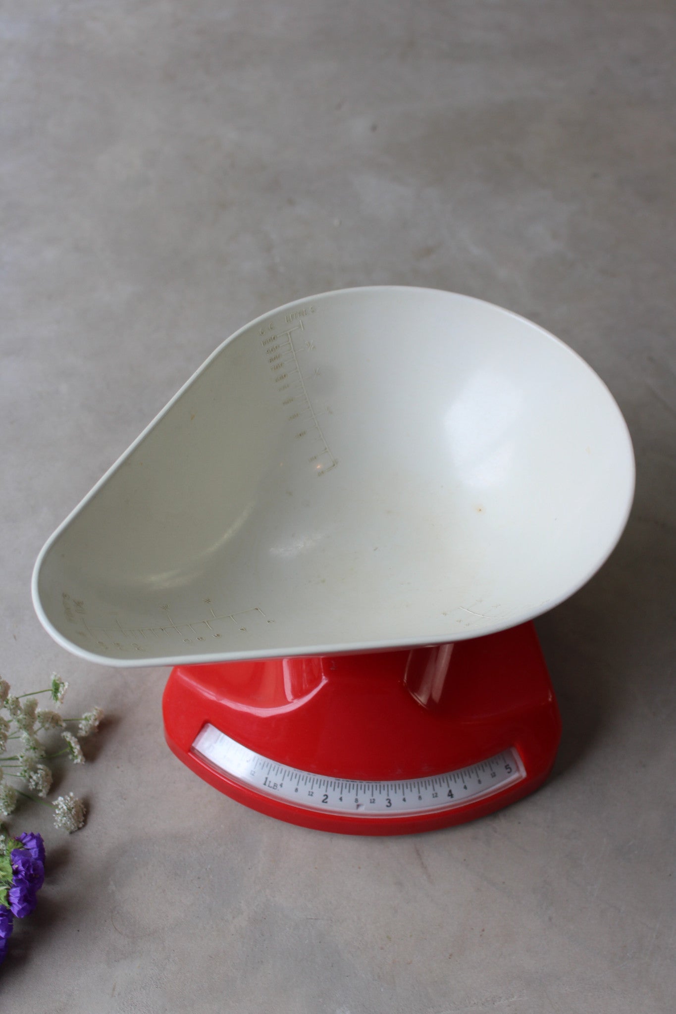 Retro Red Salter Kitchen Scales - Kernow Furniture