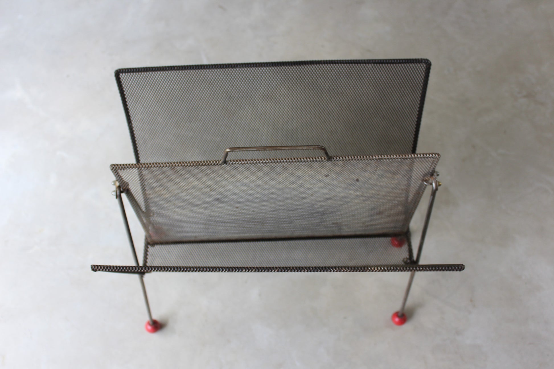 Black Retro Magazine Newspaper Rack - Kernow Furniture