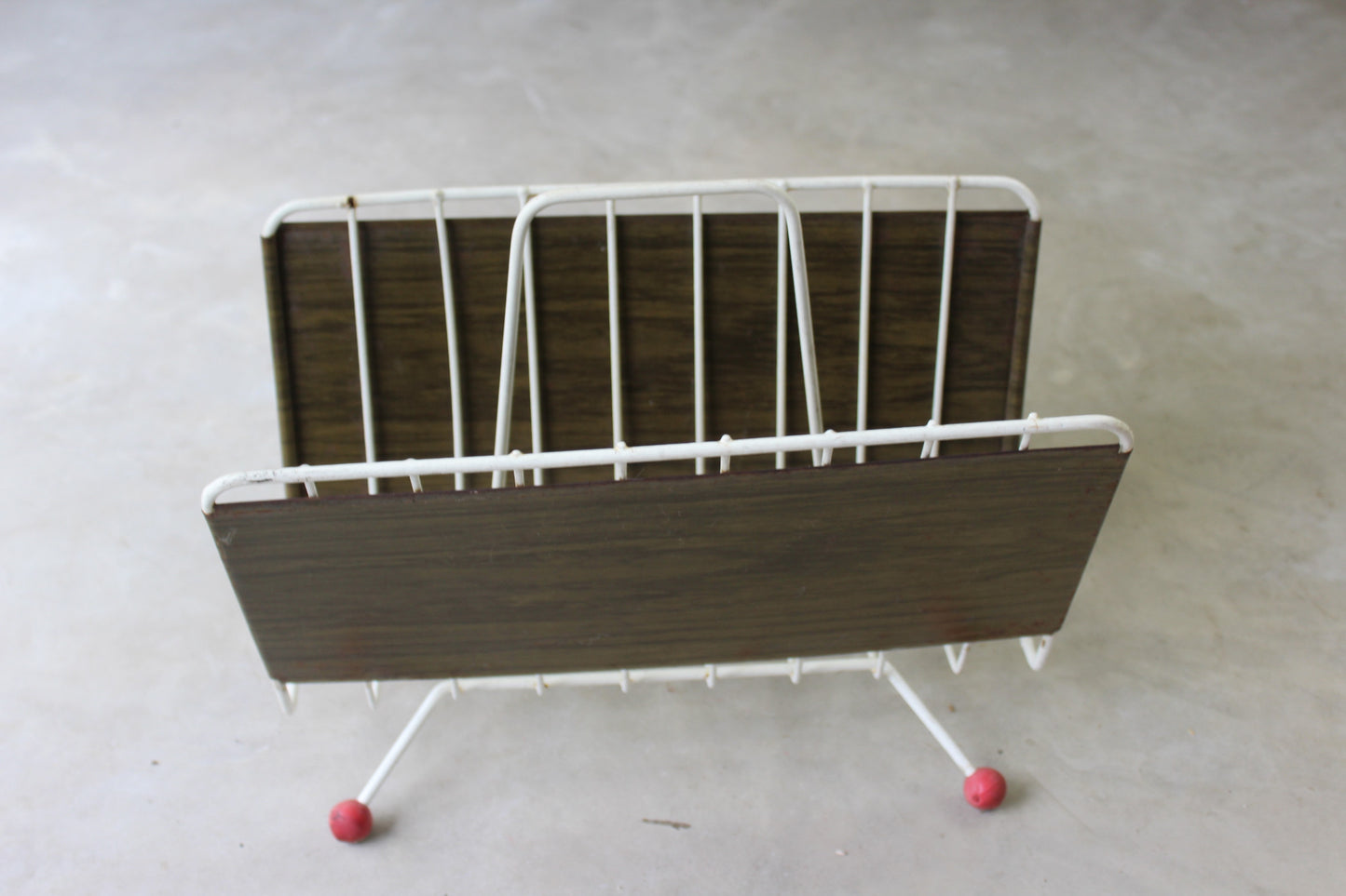 Retro Magazine Rack - Kernow Furniture