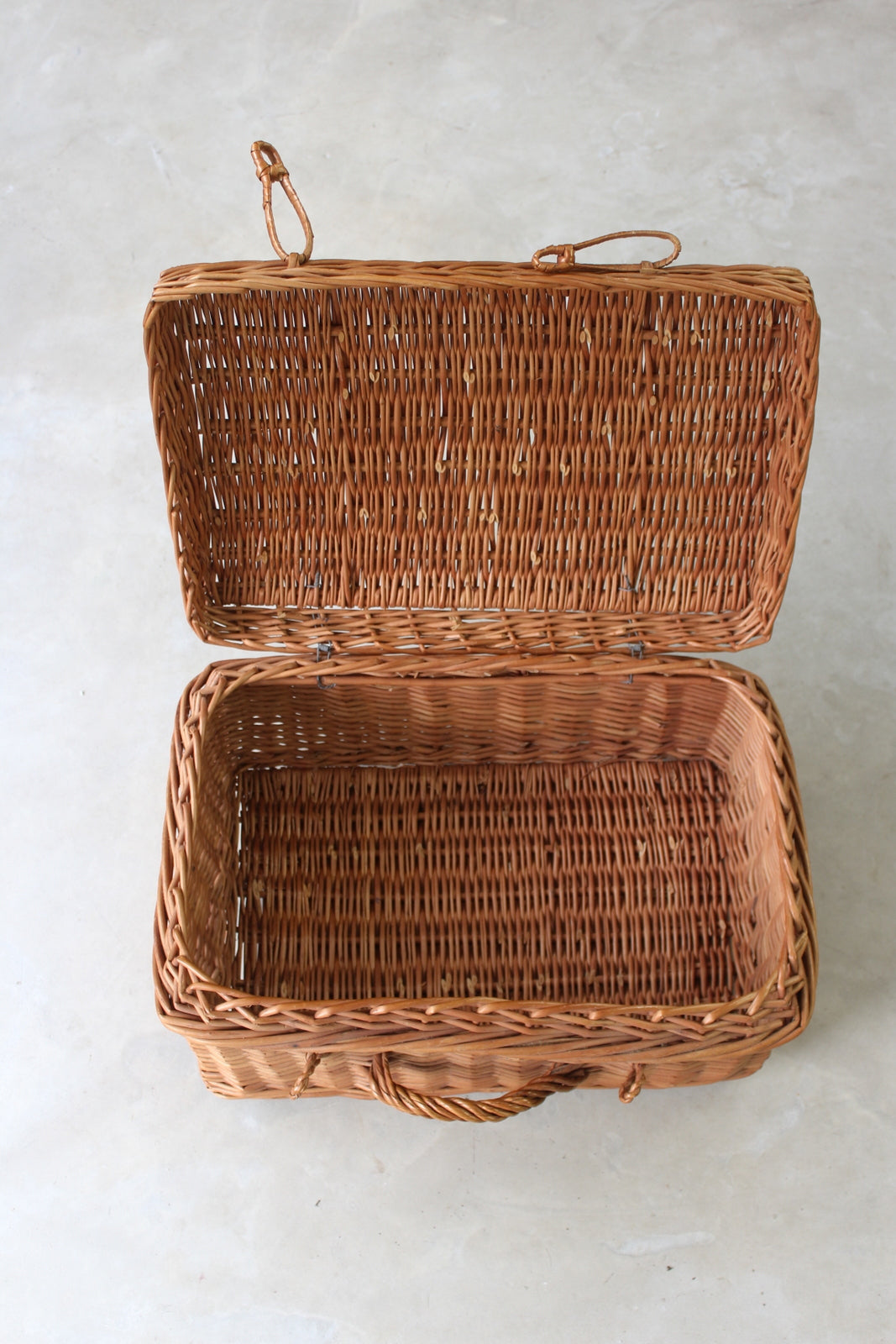 Vintage Woven Picnic Basket - Kernow Furniture