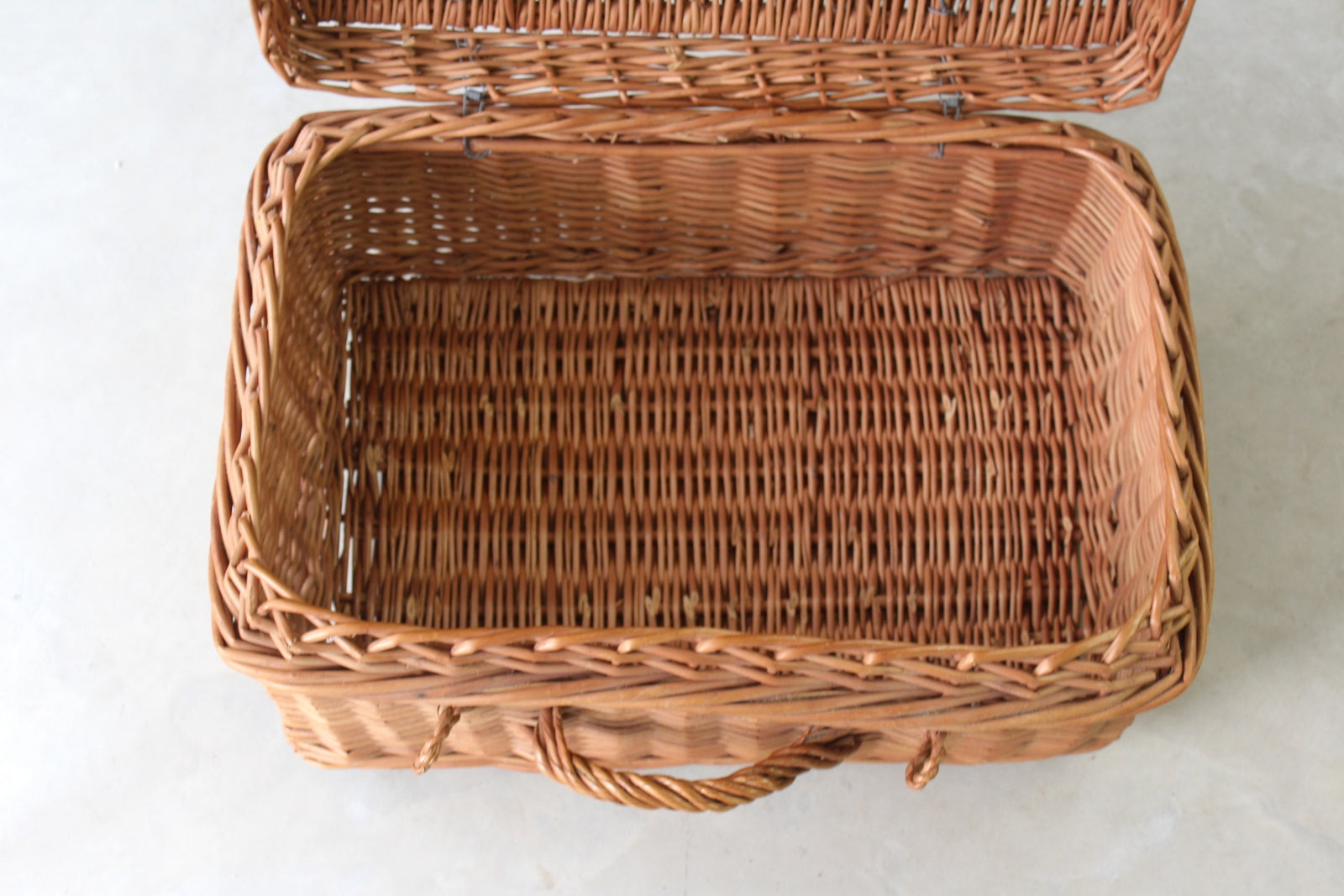 Vintage Woven Picnic Basket - Kernow Furniture