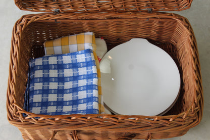 Vintage Woven Picnic Basket - Kernow Furniture