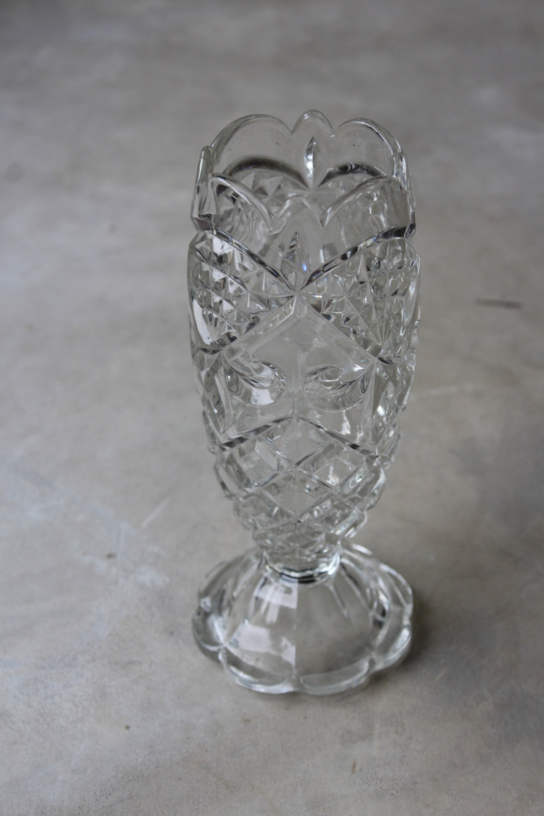 Vintage Clear Glass Vase - Kernow Furniture