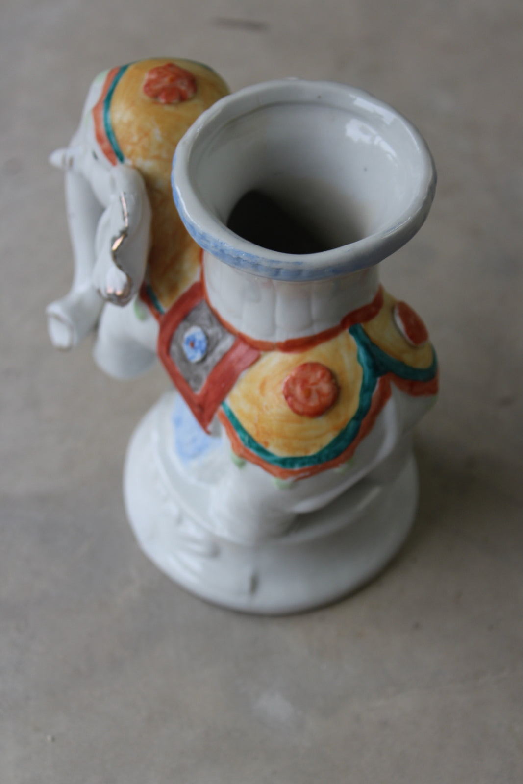 Elephant Spill Vase - Kernow Furniture