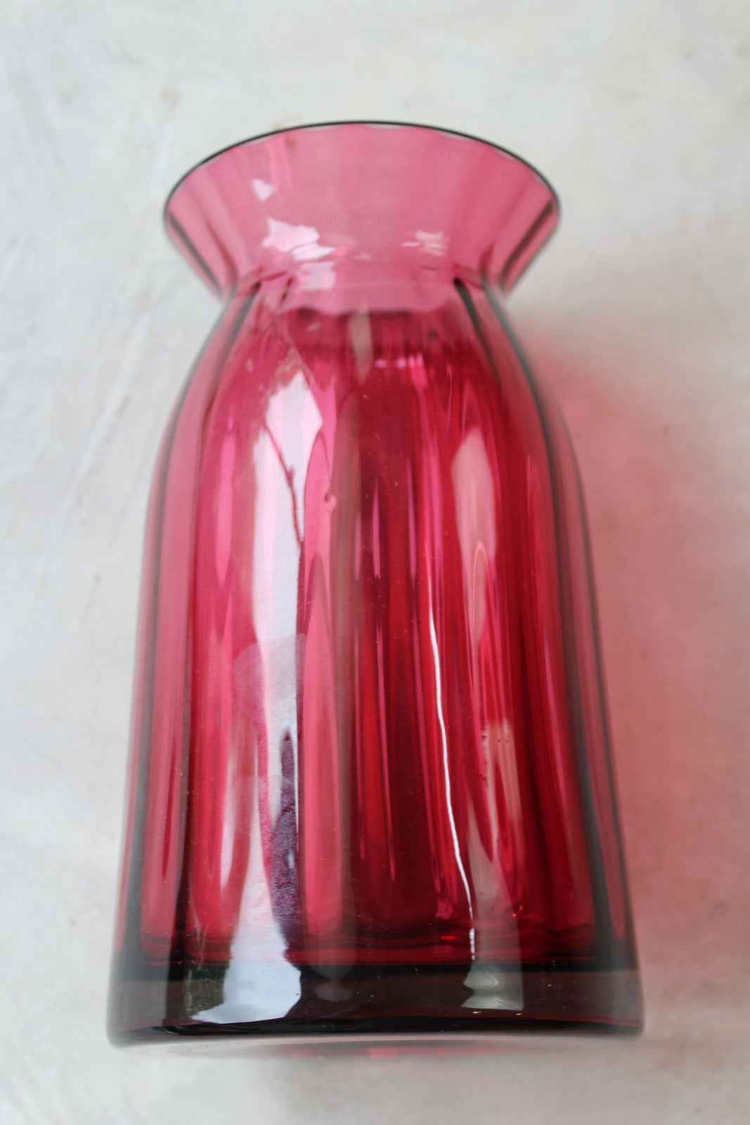 Large Cranberry Glass Vase - Kernow Furniture