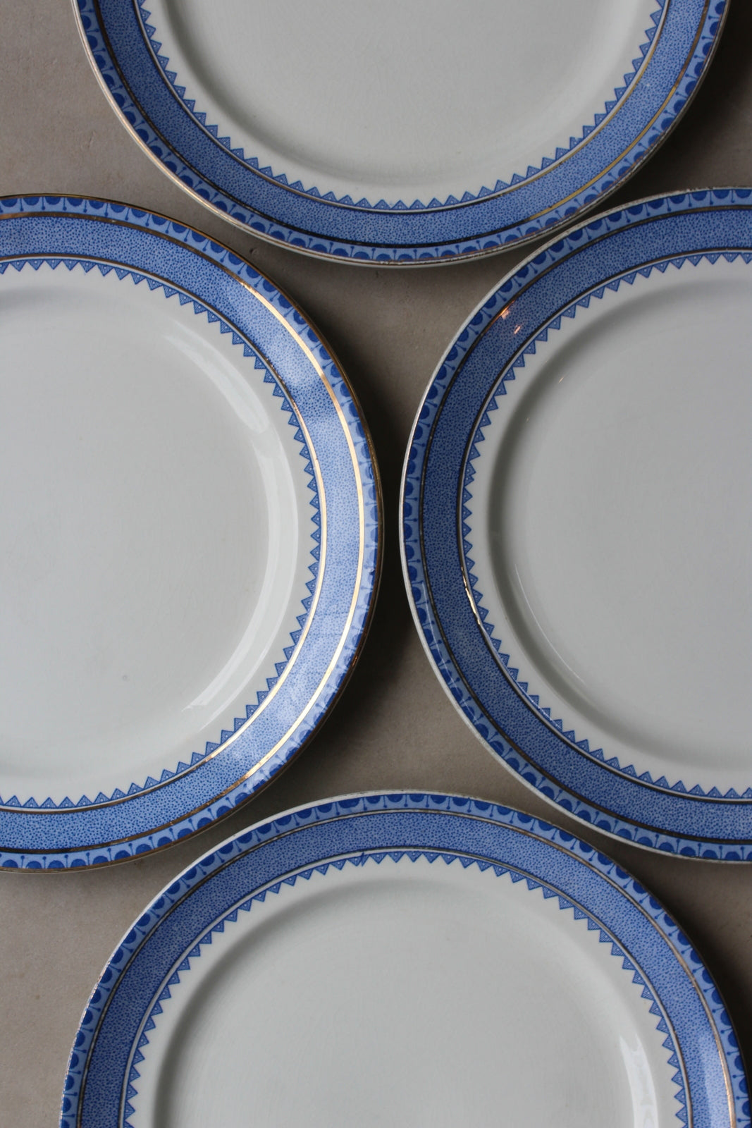 4 Antique Blue & White Breakfast Plates - Kernow Furniture