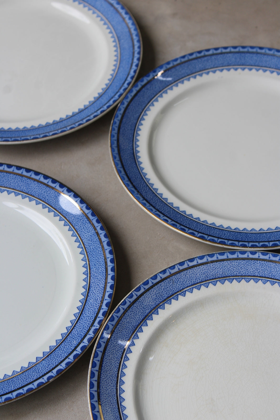 4 Antique Blue & White Breakfast Plates - Kernow Furniture