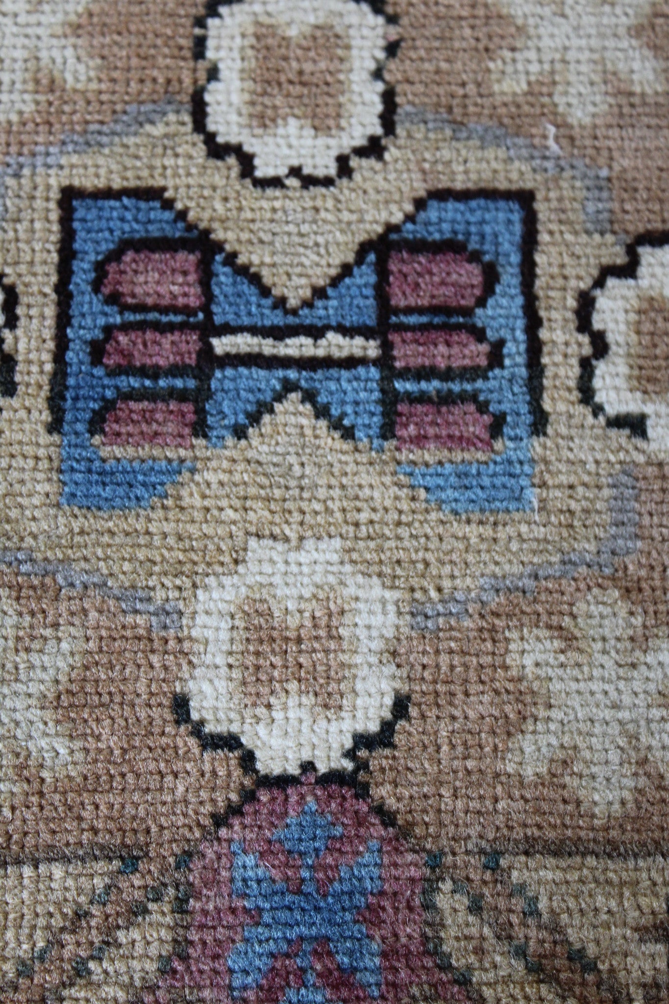 Antique Wool Erivan Rug - Kernow Furniture