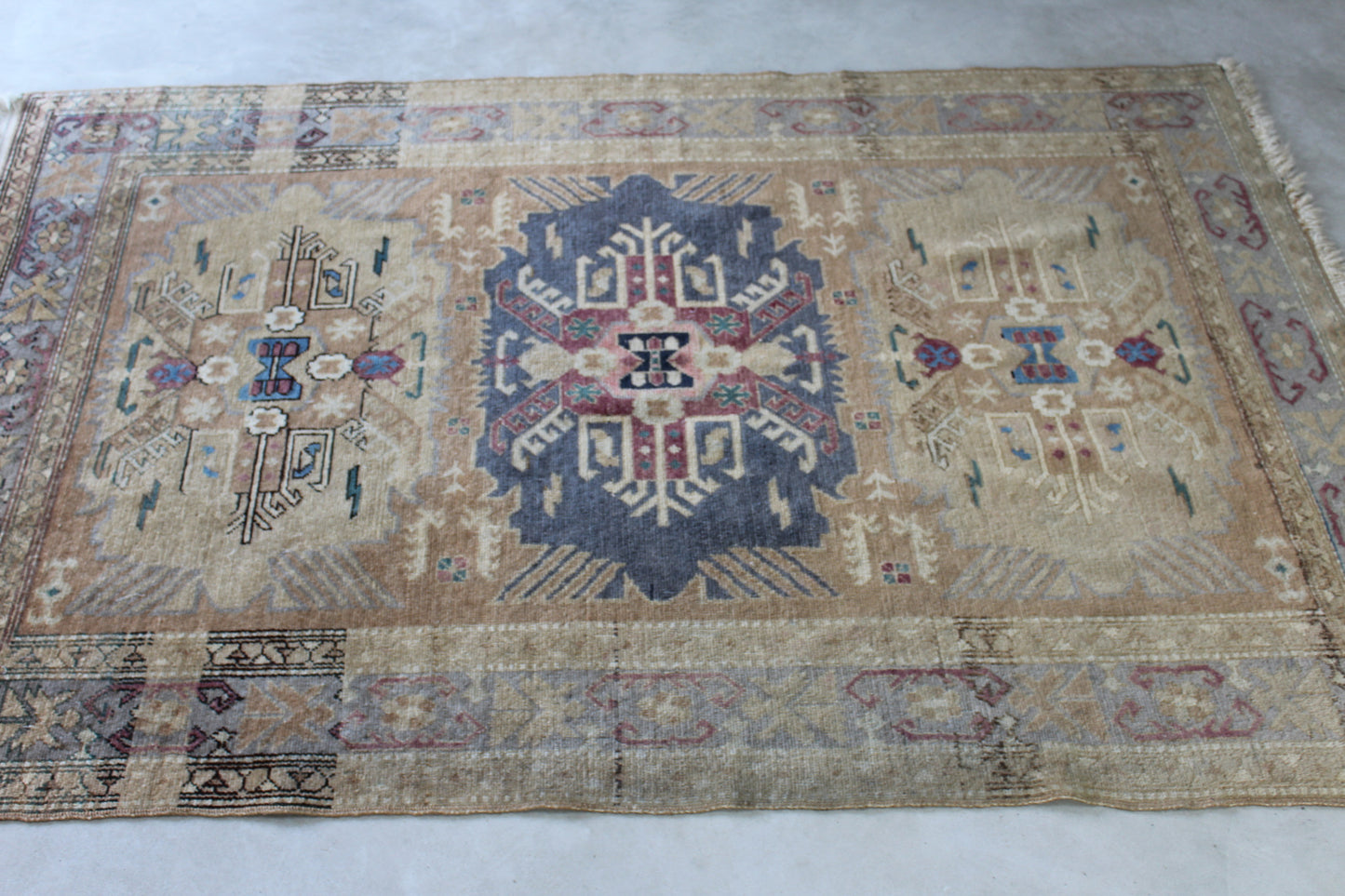 Antique Wool Erivan Rug - Kernow Furniture