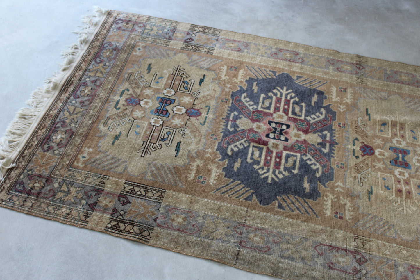 Antique Wool Erivan Rug - Kernow Furniture