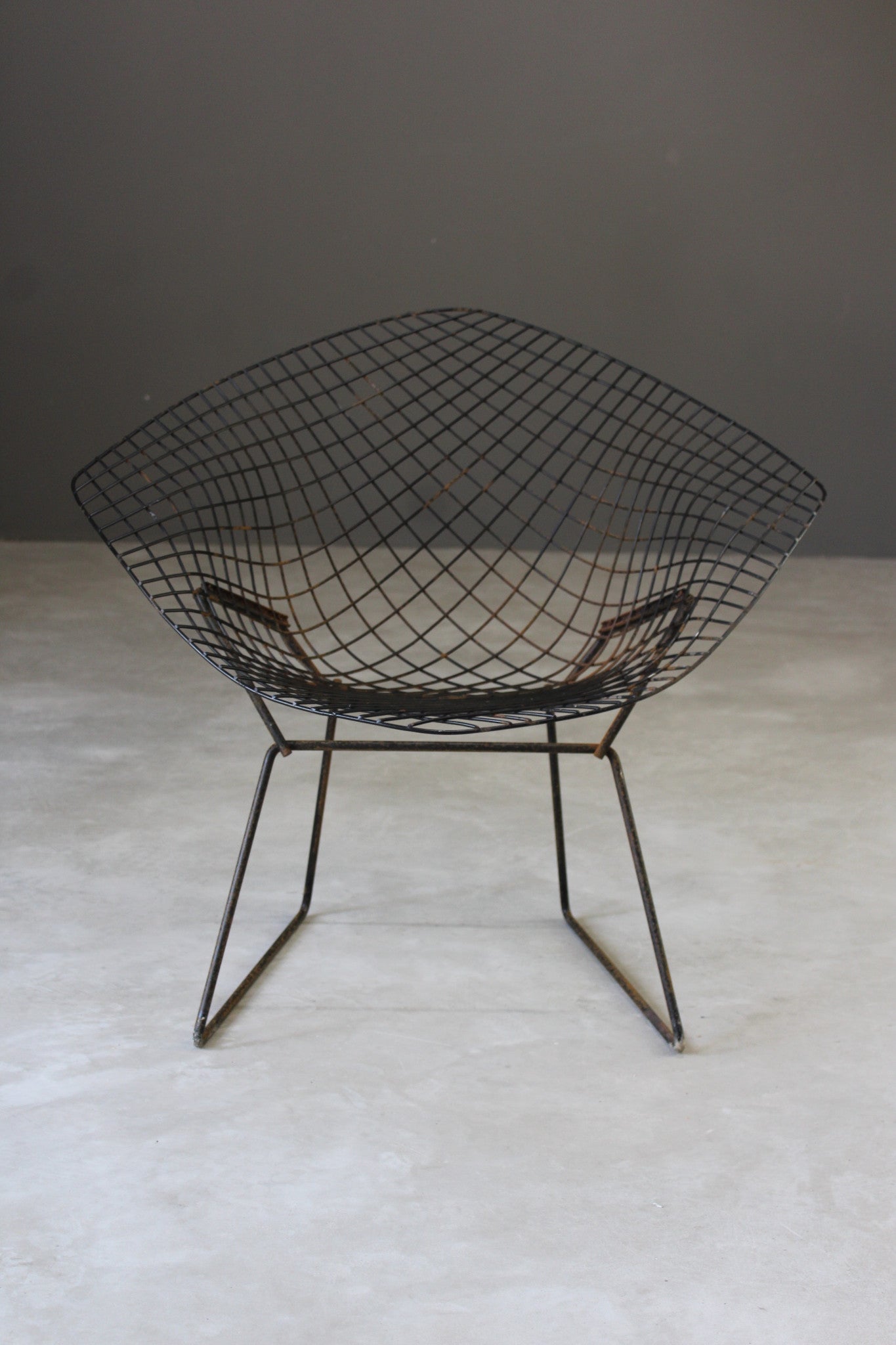 Harry Bertoia Designed Diamond Chair - Kernow Furniture