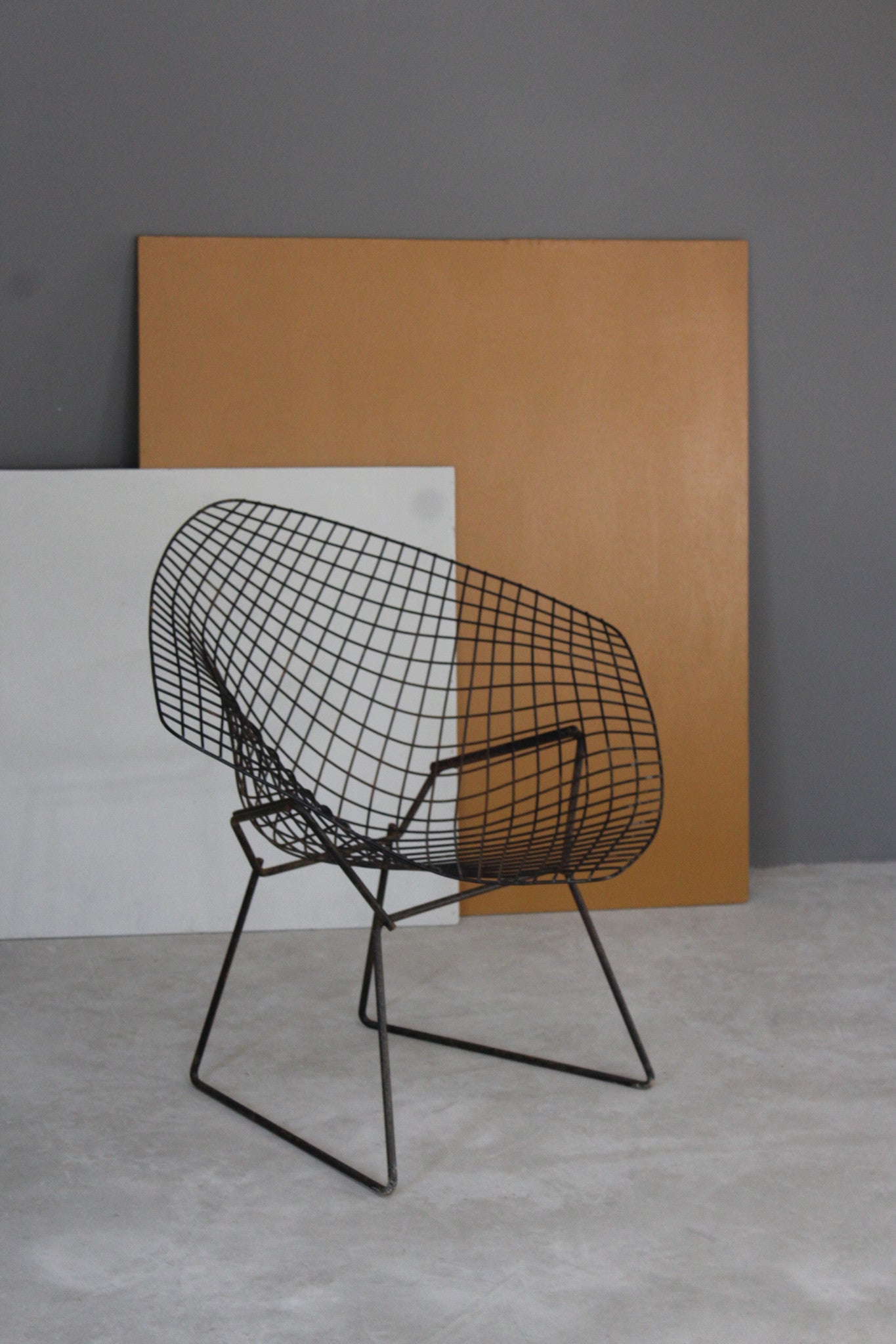 Harry Bertoia Designed Diamond Chair - Kernow Furniture