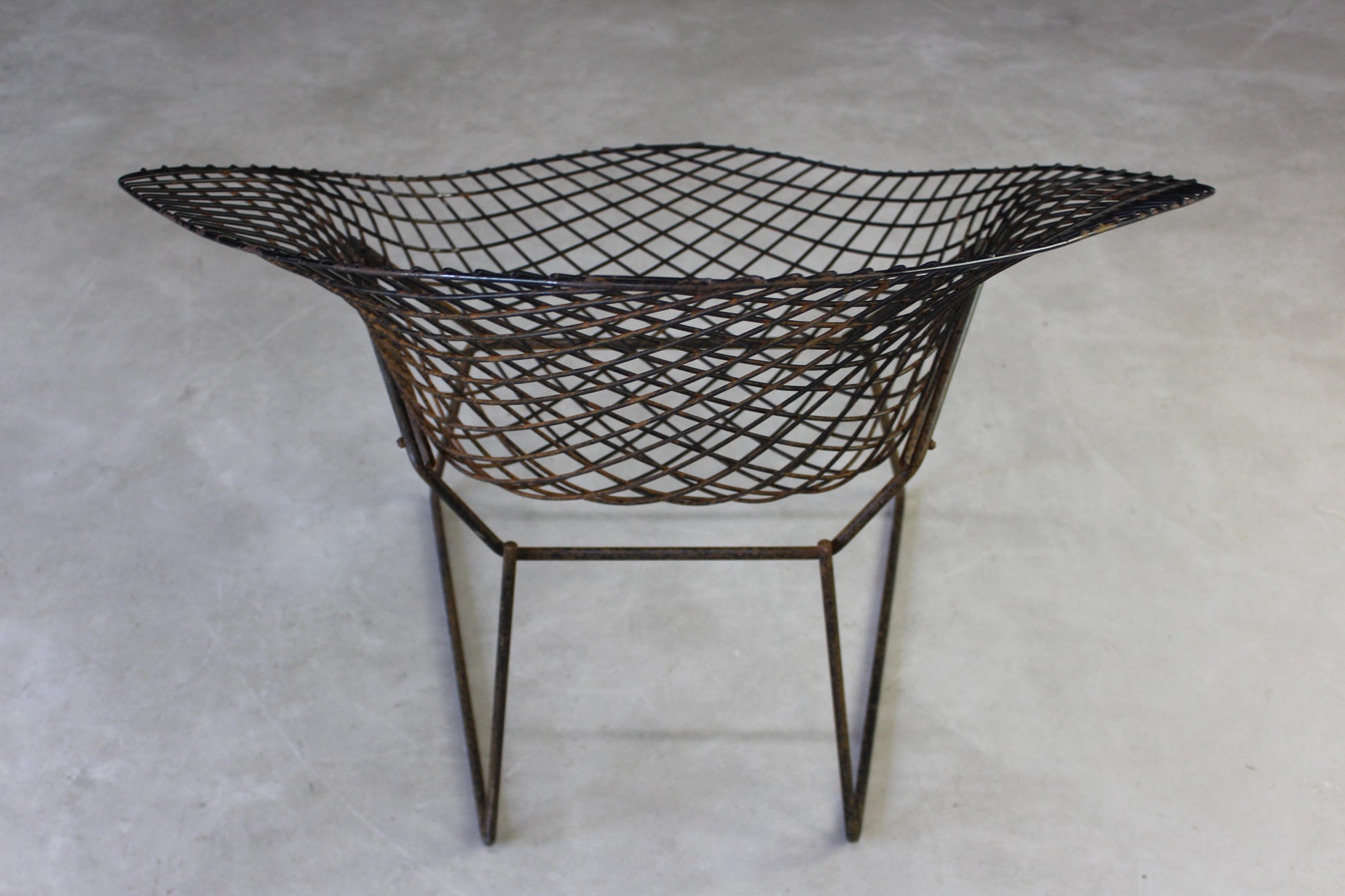 Harry Bertoia Designed Diamond Chair - Kernow Furniture