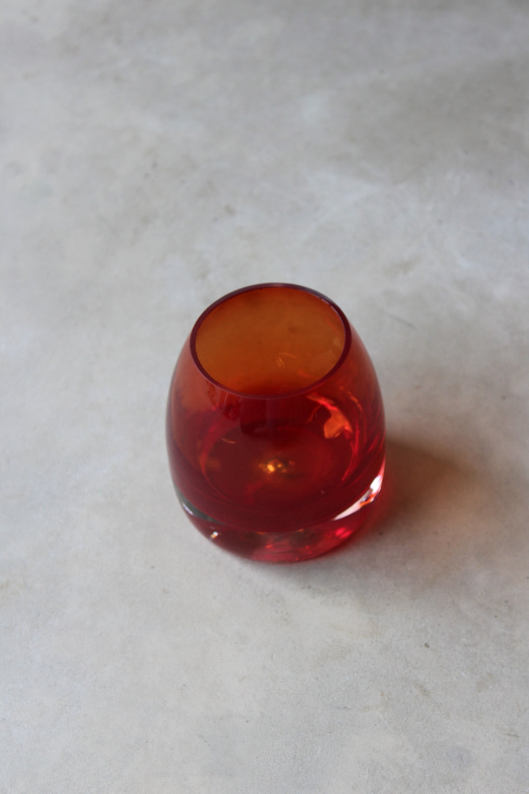 Small Retro Red Glass Vase - Kernow Furniture