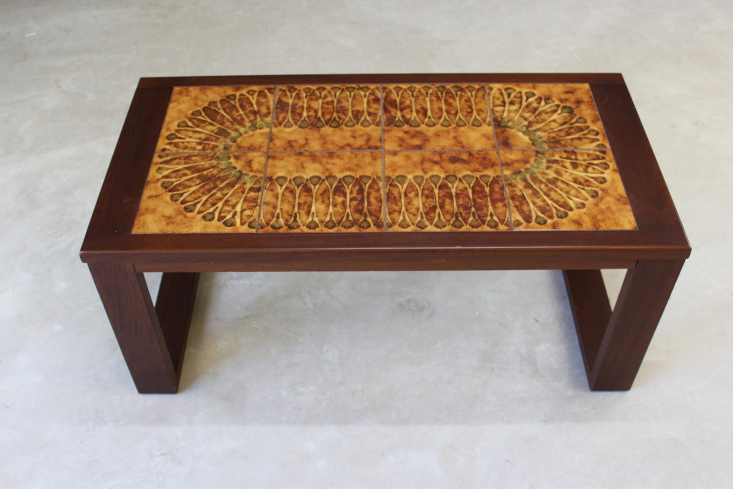 Retro Tiled Coffee Table - Kernow Furniture