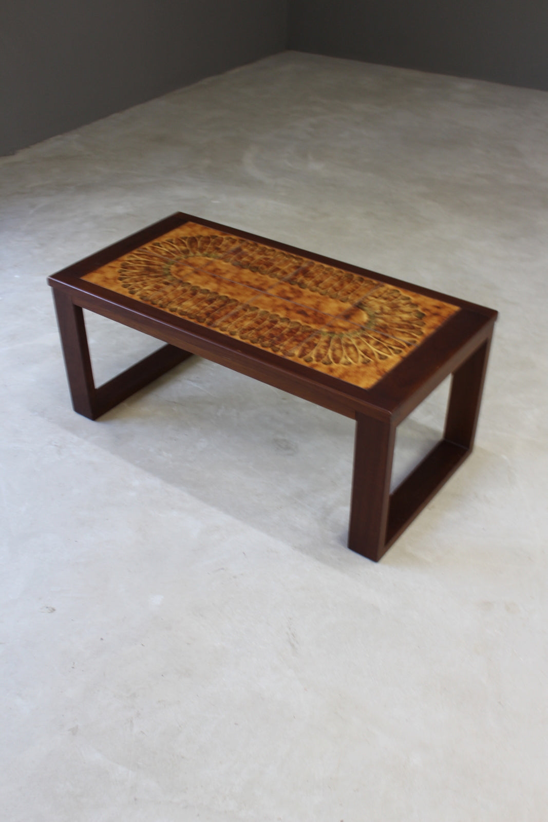 Retro Tiled Coffee Table - Kernow Furniture