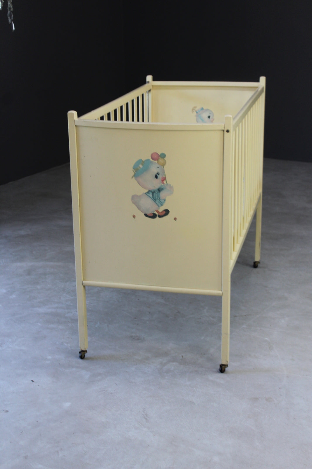 Retro Wooden Childs Cot - Kernow Furniture