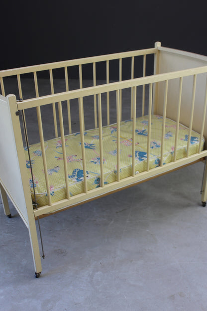 Retro Wooden Childs Cot - Kernow Furniture