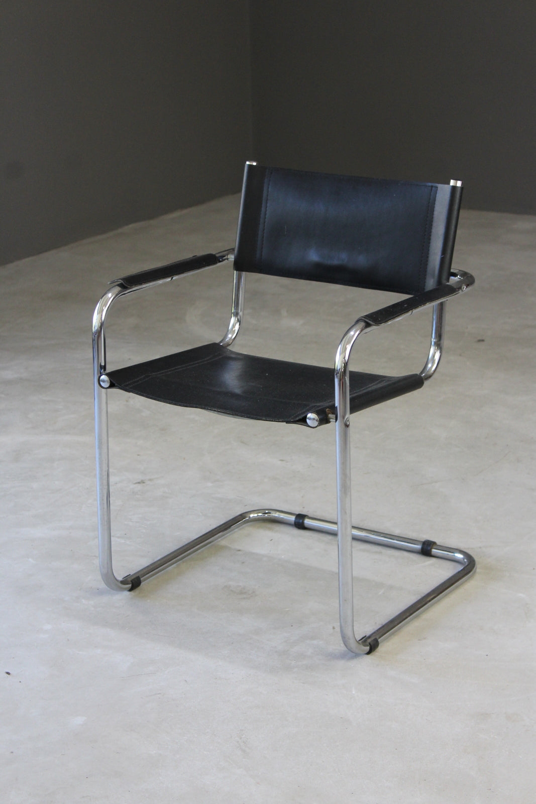 Mart Stam Style Cantilever Chair - Kernow Furniture