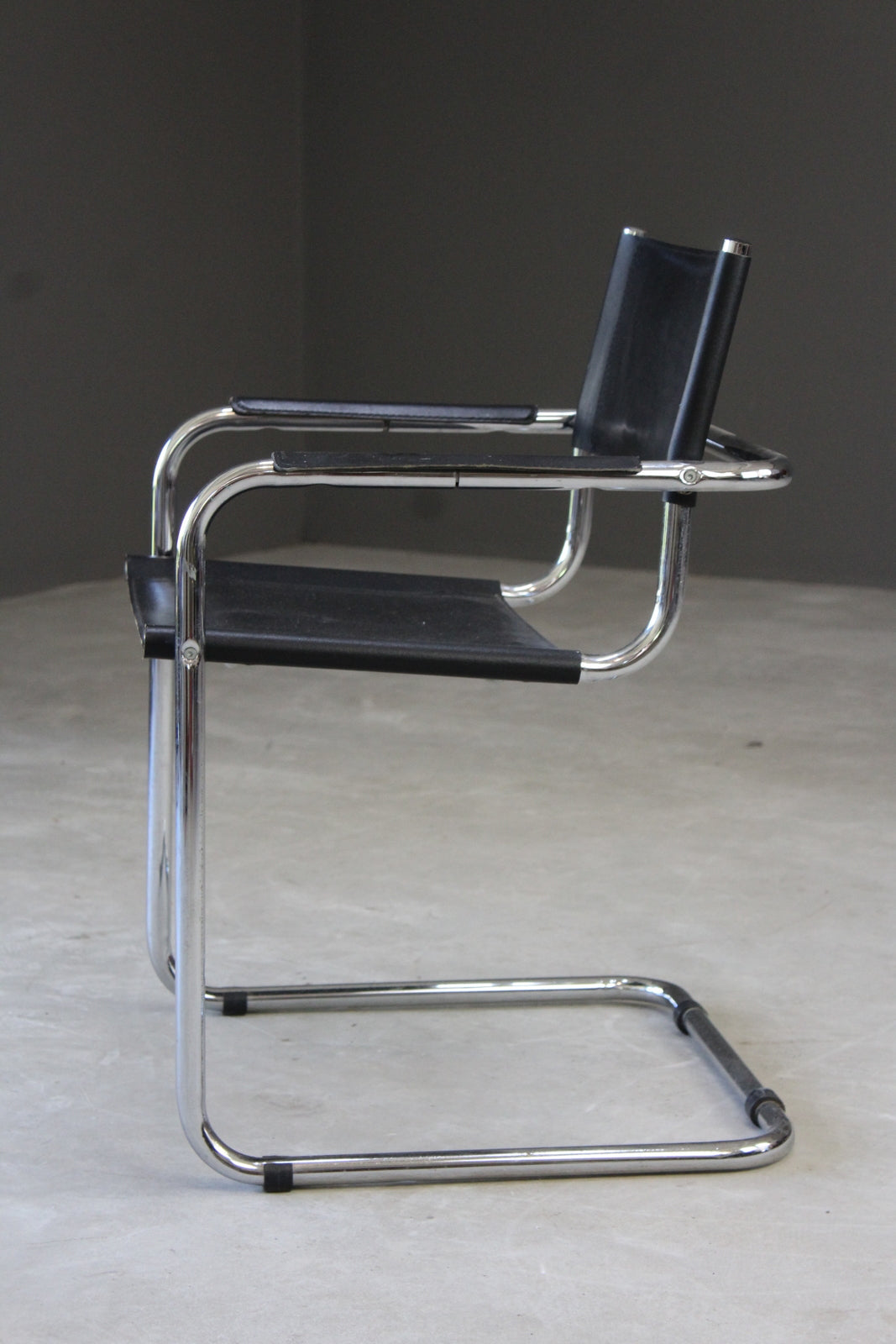 Mart Stam Style Cantilever Chair - Kernow Furniture